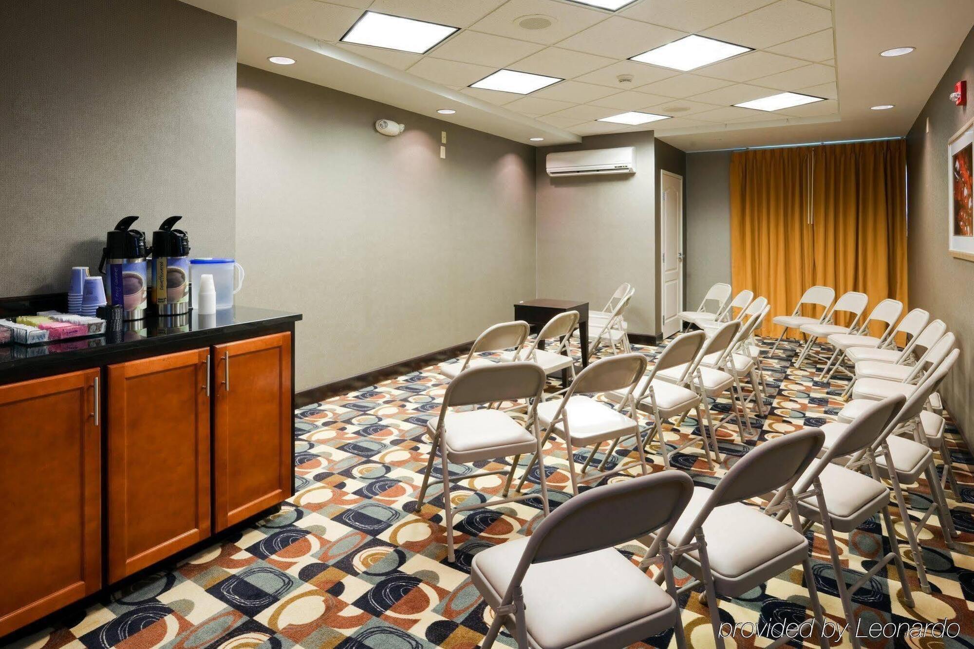 Holiday Inn Express Atmore By Ihg Exterior foto